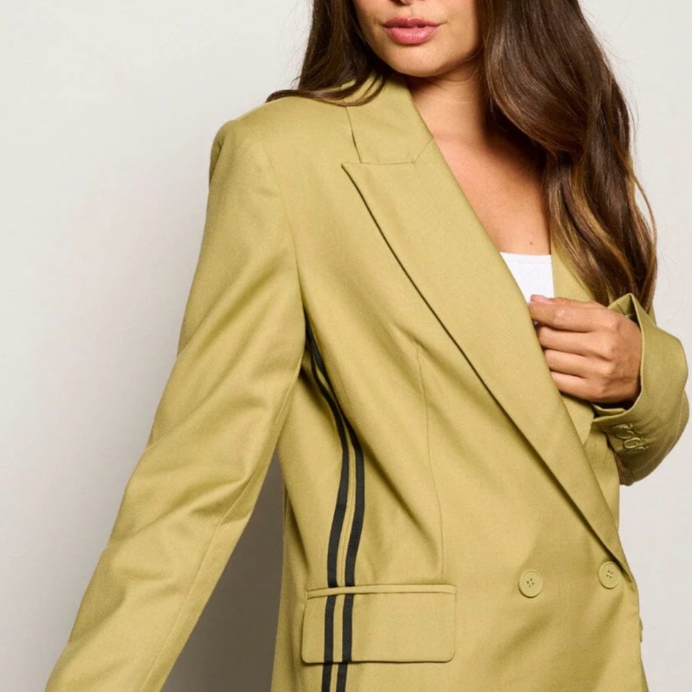 Women’s Stripe Blazer